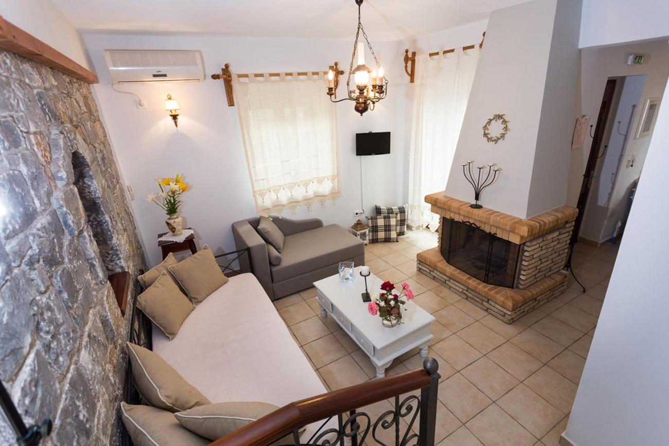 Pleiades Seaside Residences In Mani อายิโอสนิโกลาโอส ห้อง รูปภาพ